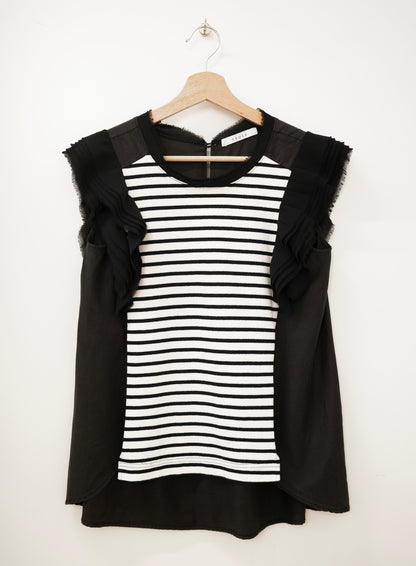 TROIS sleeveless